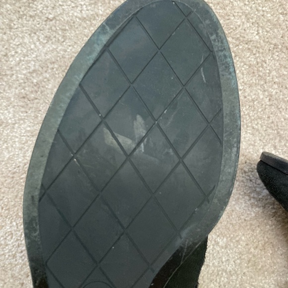 Chanel Black suede wool fur boots - Picture 11 of 13